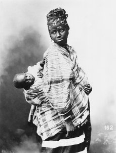 Mère et enfant sénégalais, c.1900